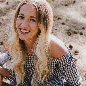 Meet your Posher, Caley